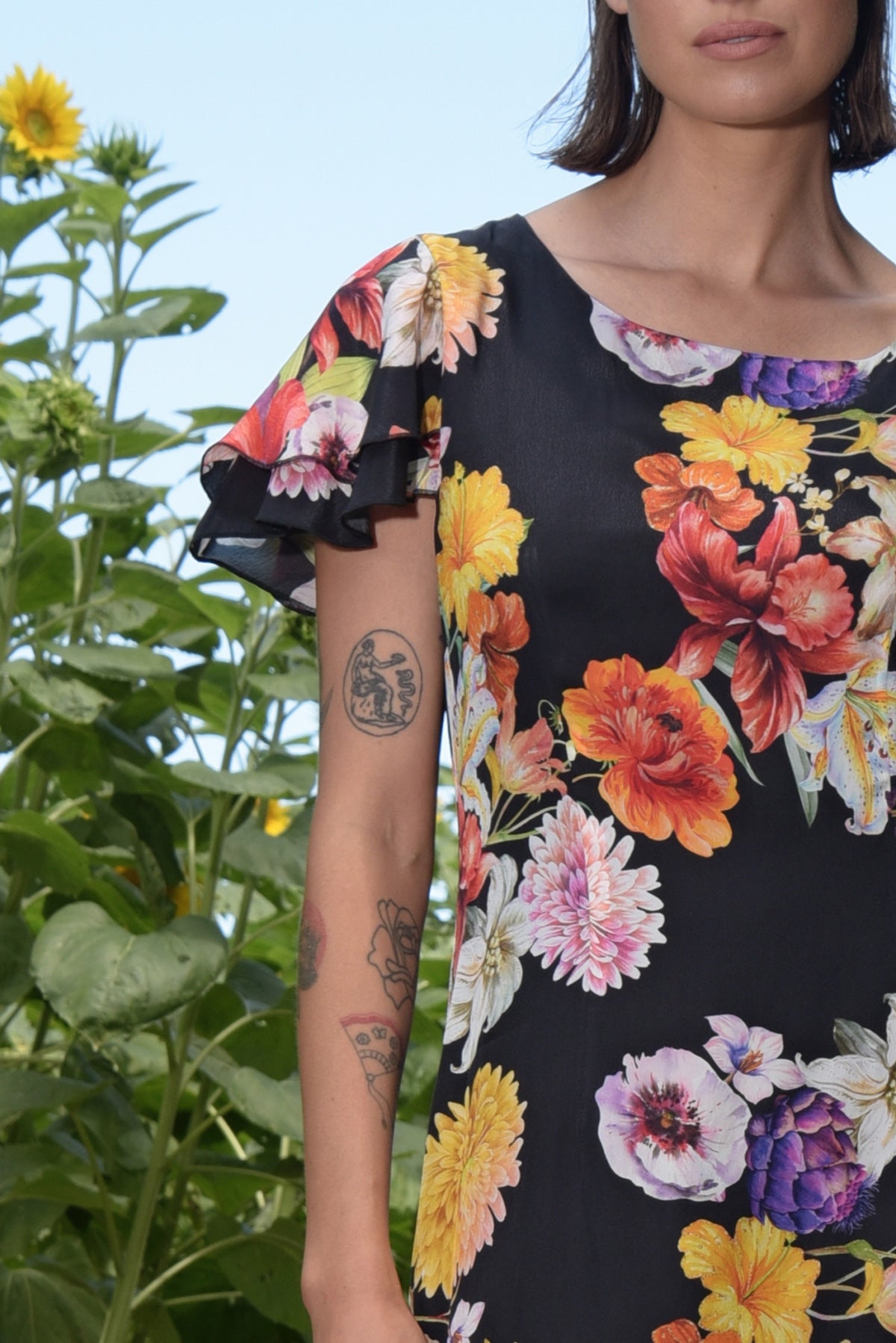 MODERN ROMANTIC Dress (CT5657-01SP25)