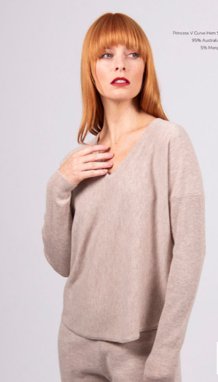 Princess V Curved Hem Slim Fit Top (BL5665)