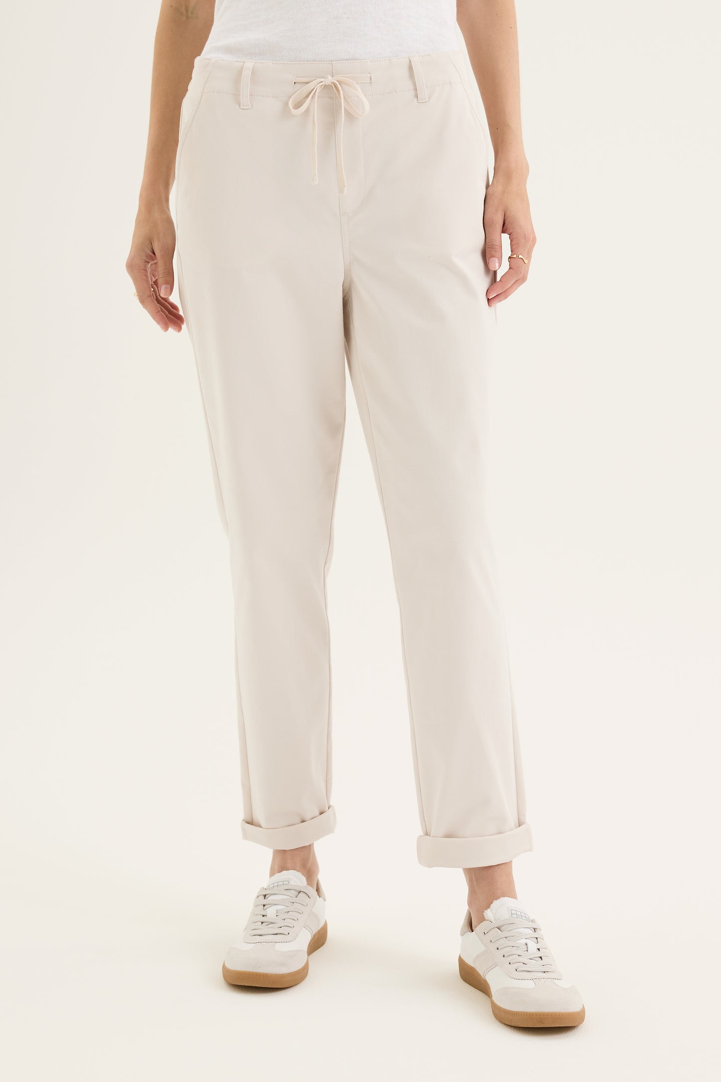 Mont Pant (YTWN8013)